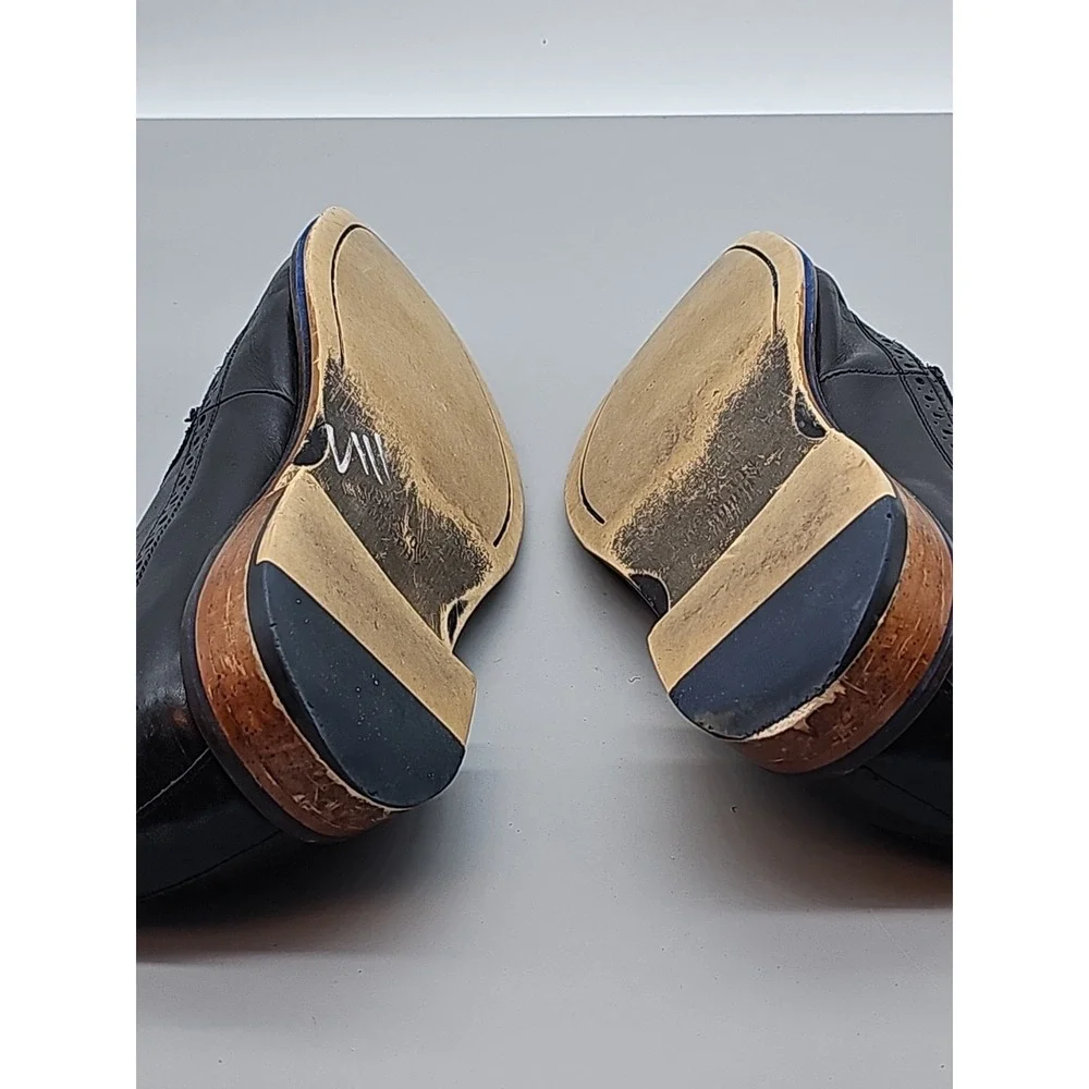 Johsnton & Murphy Men's‎ Medallion Wingtip Dress Shoes  Black 20-2231 Size 12M